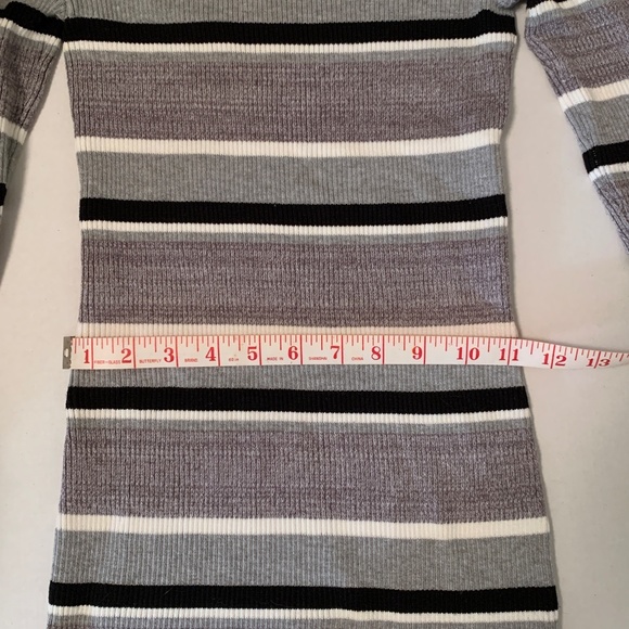 NWOT Long Sleeve Striped Bodycon Dress in Black, White & Grey- Size S - Picture 11 of 12